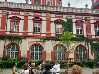 Obraz przedstawiający WIZYTA BIBLIOTEKARZY W OSSOLINEUM