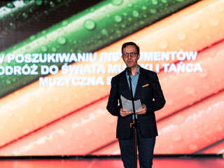 Obraz przedstawiający Performance bajkowy - fotorelacja